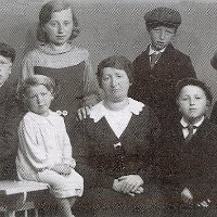 Multi-0029-Group-25b
