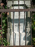 Chornotysiv-tombstone-005
