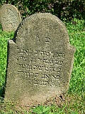 Chornotysiv-tombstone-048
