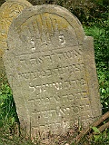 Chornotysiv-tombstone-100