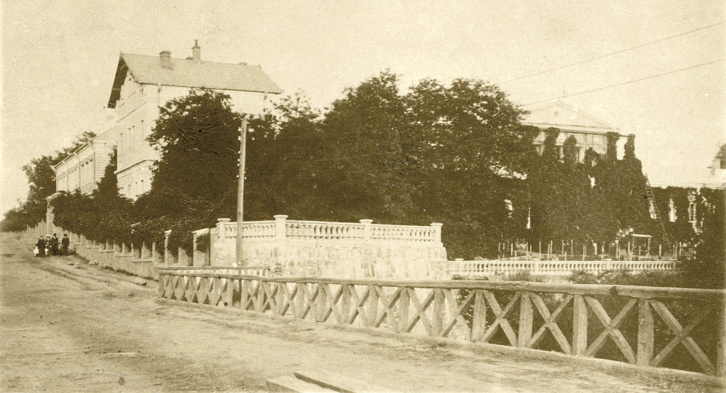 Dashev-East-Bank