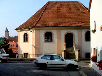 synagogueexterior.jpg