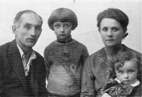 hirt family-1001
