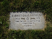 NICHOLSON-Harriet-Emas