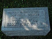 WEINER-Sophie-G