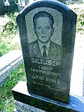Khust-2-tombstone-395