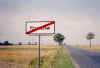 Ranizow - Road sign.jpg (45026 bytes)