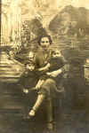 AUCHHISIGER  Chana and daughters.jpg (97558 bytes)