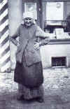 Nechama Narzisenfeld Kleinman.jpg (105359 bytes)
