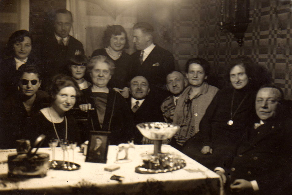 Schreiner
                  family