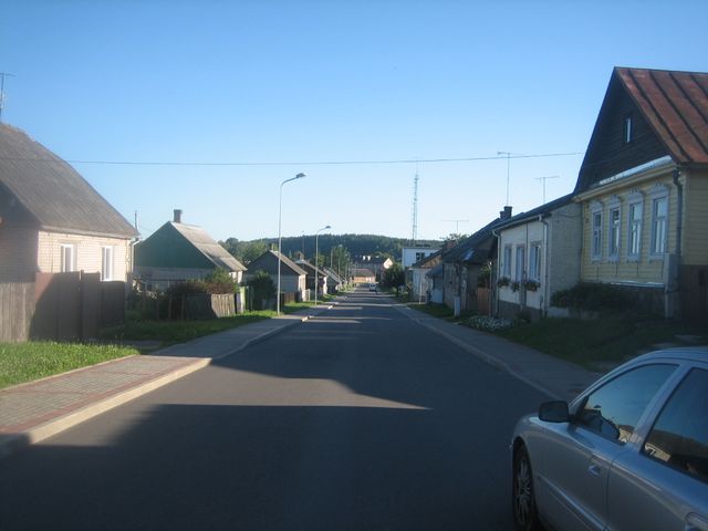 Street leading to synagogue