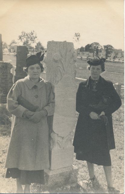 Grave of Louis Hertzberg