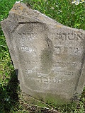 Mala-Kopanya-tombstone-11