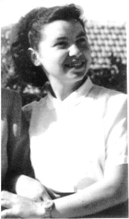 Haya’s sister Shoshana/Ági