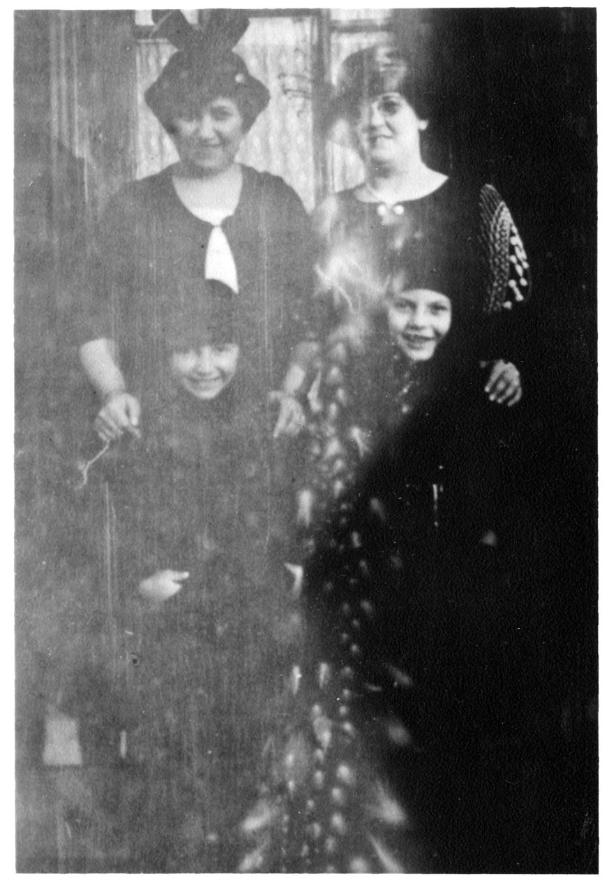 Bessie & Irving
                        Wallace and Yetta & Sonny Shamberg
