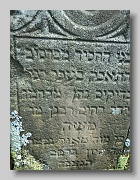Nyzhni-Vorota-Cemetery-stone-006