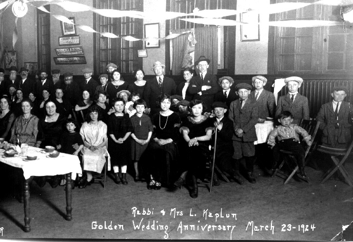 1924 Photo of Sheboygan Jewish

Families - Right Side