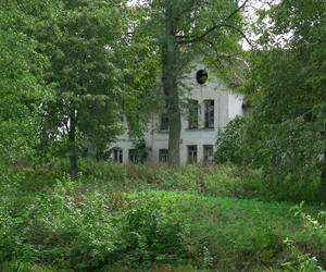 Montvil estate