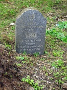Turi-Remety-Cemetery-stone-003