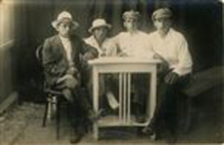 Zeev Rakov on the left