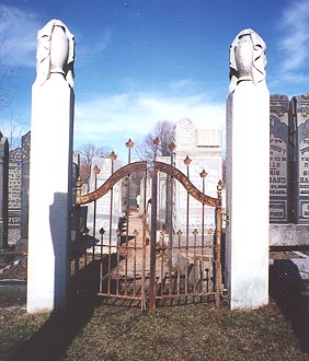 Delatiner Gravestones