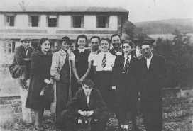 syouth.jpg (6388 bytes)