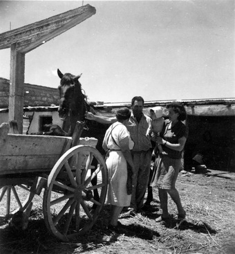 Efrati Family: Zeev, Dvora, & Zehava