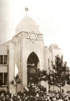 Tientsin Crowd in 1948.