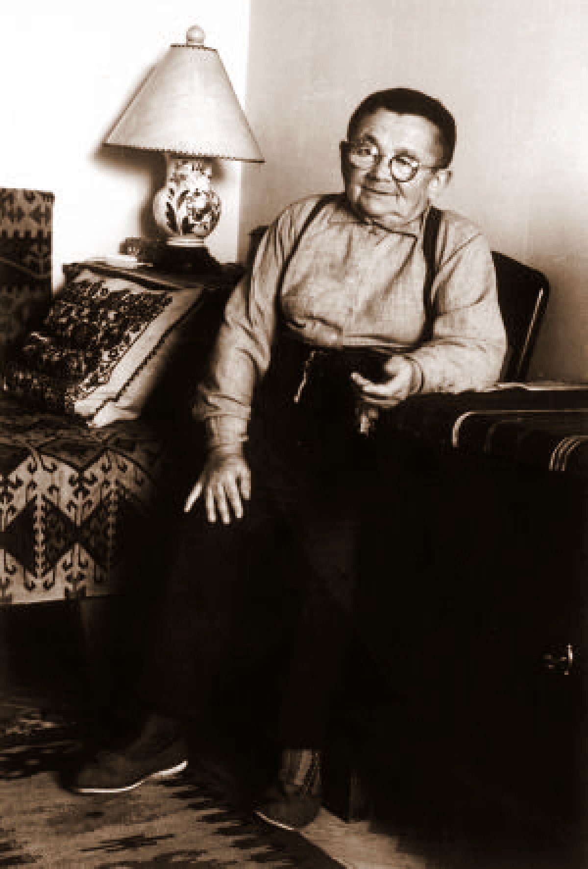 Ludovit
                    FELD