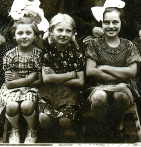 Zahava&Erszike&Lili