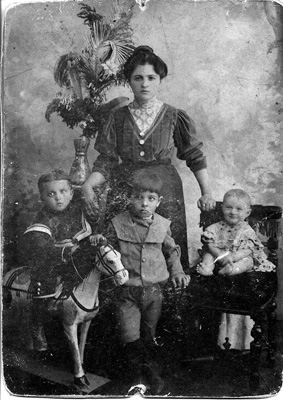Great-grandmother Rose (Balfaur) Brownstein