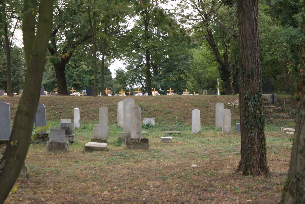 New_cemetery1