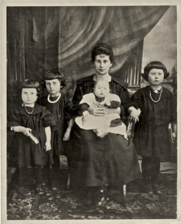Numa and Girls