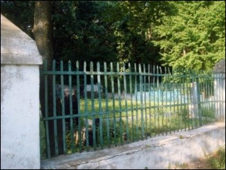 Ternivka mass grave