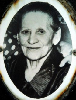 Sura Leibovna Anovski's tombstone. Ternivka